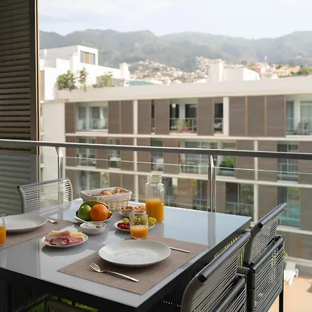 Apartment Solimar I Pool Gym & Parking